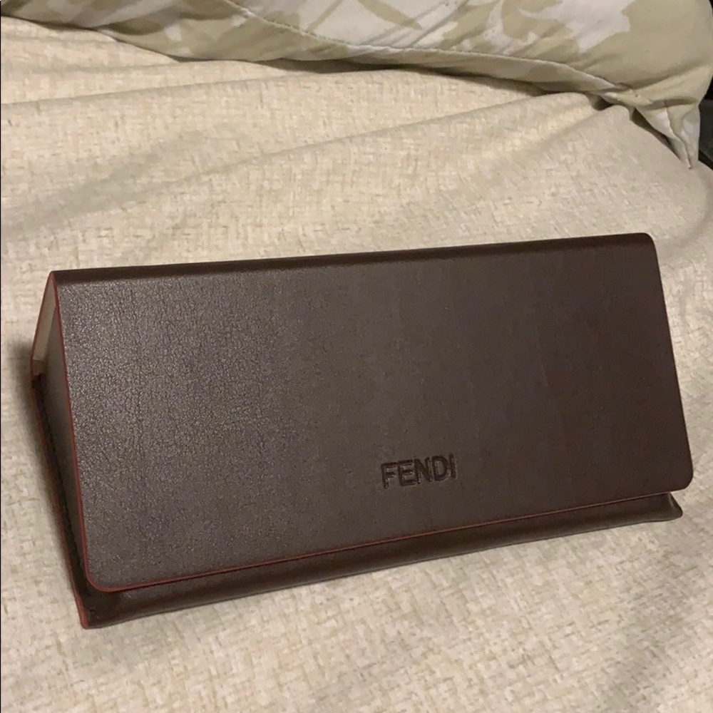 FENDI sunglasses -new with card